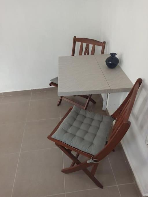 Δίκλινο Δωμάτιο Δονούσα Με Εξαιρετικό Μπαλκόνι Exterior foto